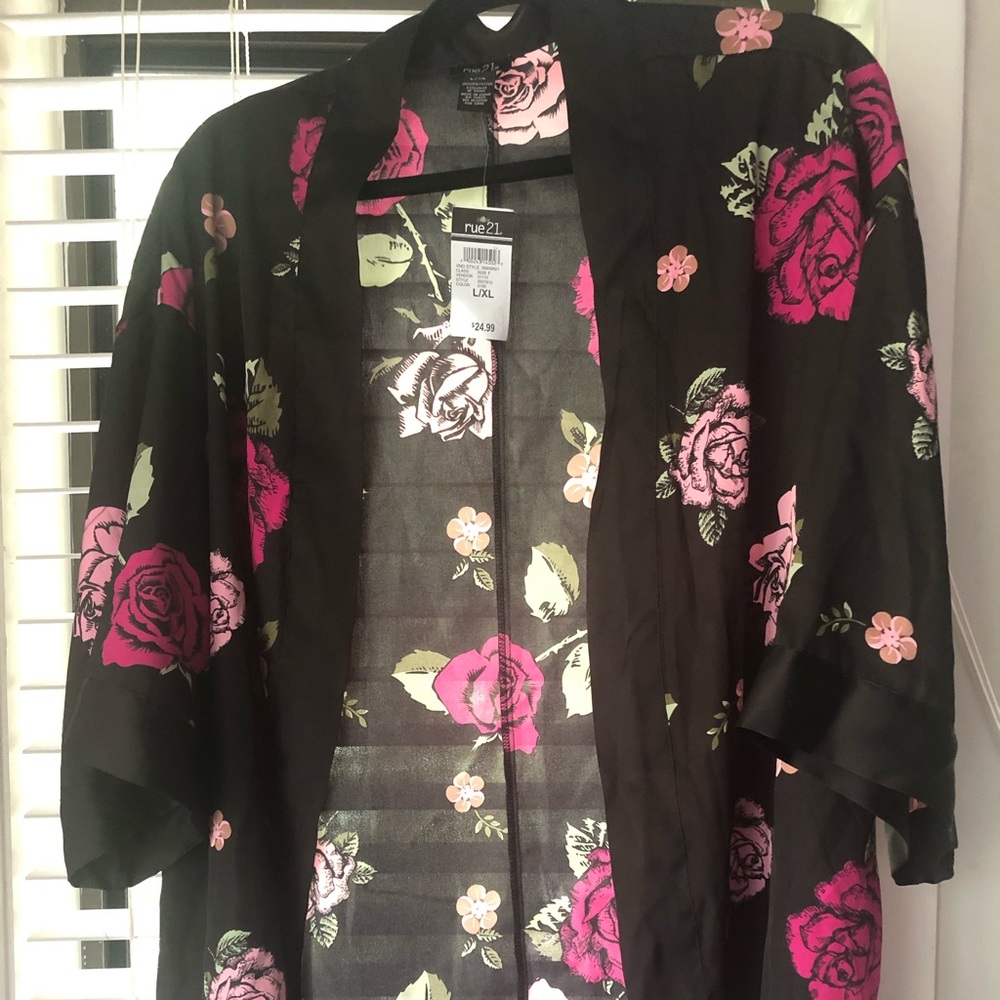 Rue 21 Black/Floral Kimono